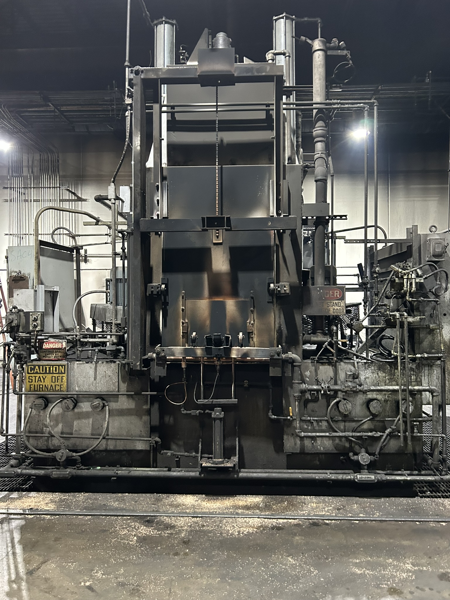 Full view of the oil hardening equipment.